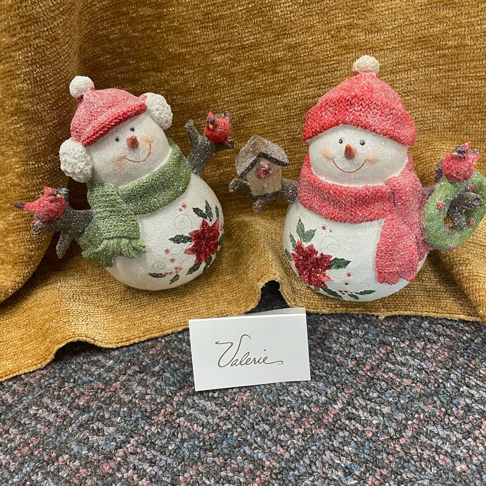 Valerie set of 2 bisque 7” snowman with cardinals & poinsettias